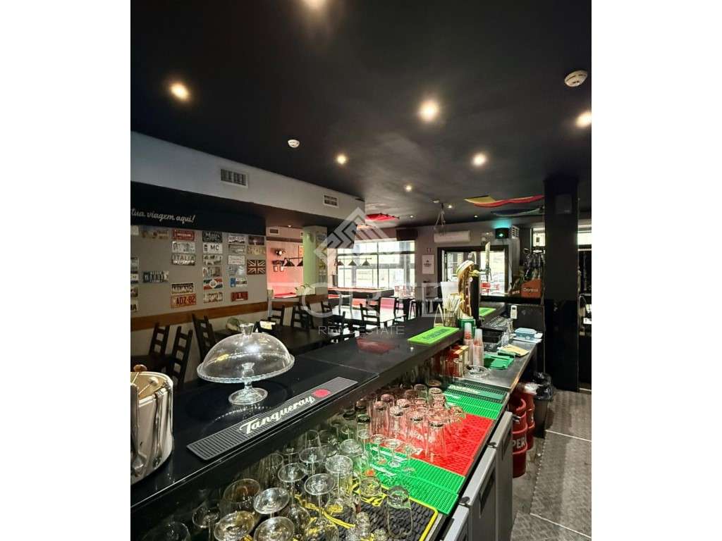 Trespasse - Café e Snack-Bar em Lourosa-4