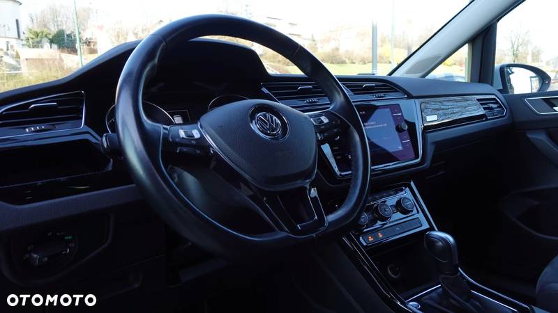 Volkswagen Touran 1.5 TSI EVO Highline DSG - 26