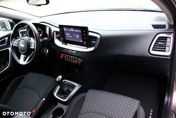 Kia XCeed 1.4 T-GDI L - 35