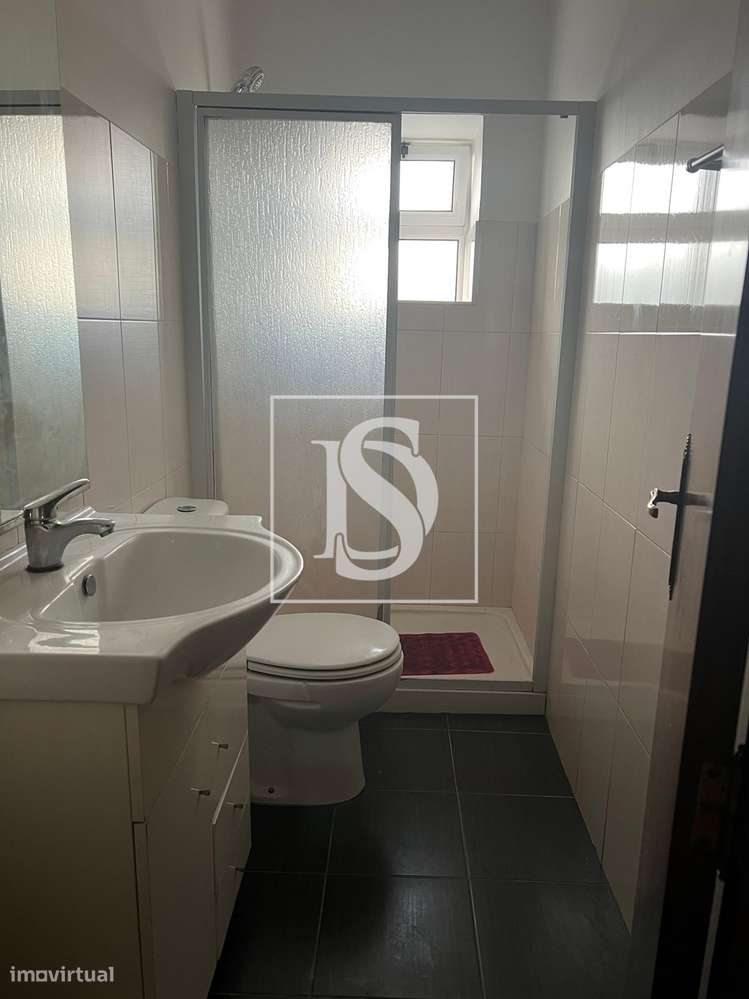 Moradia em Pedra / Casa de Campo inserida num lote de 6000m2-33