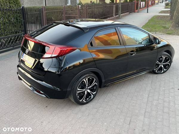 Honda Civic 1.6 i-DTEC Executive Black Edition - 15