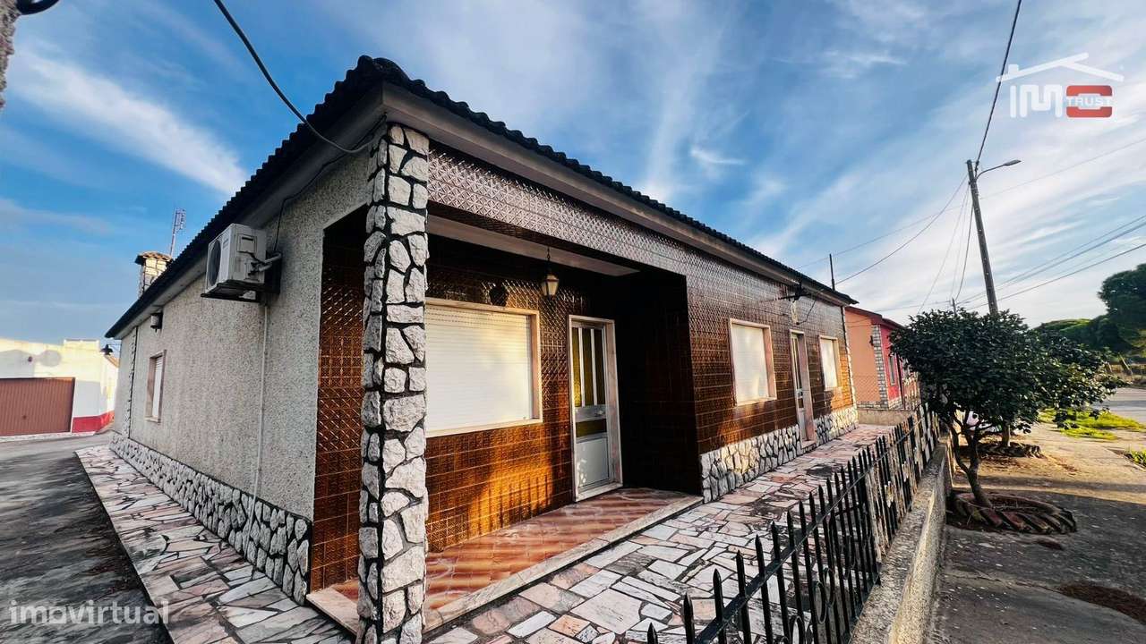 Fantástica Quinta Rústica no Poceirão: Charme, Espaço e Natureza em... - Grande imagem: 2/40