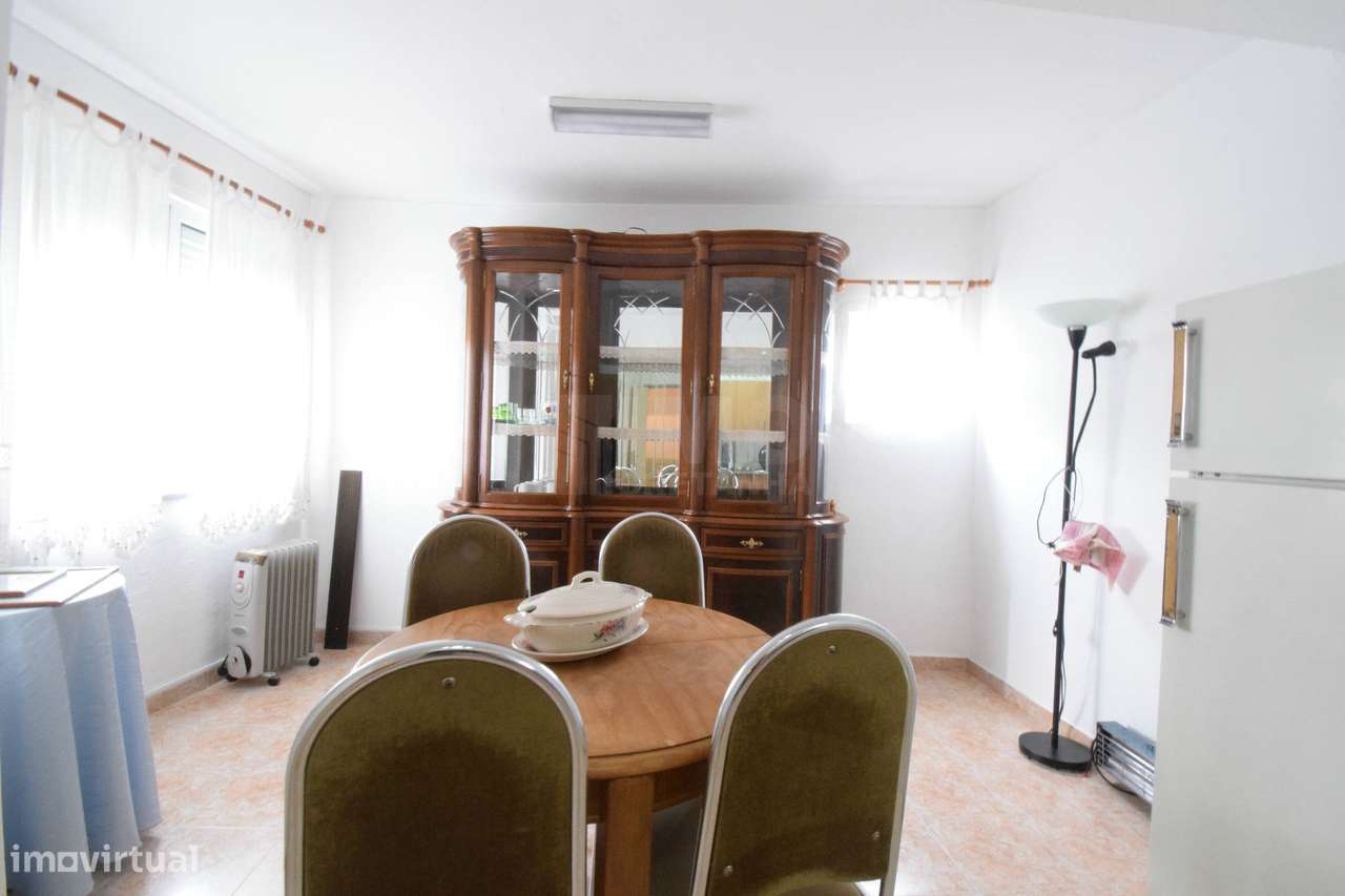 T2 - Zona Baixa da Covilhã - Estação - Grande imagem: 3/14