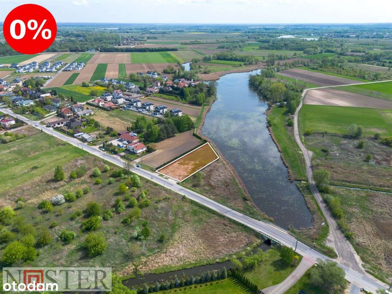 Wilanów - działka nad jeziorem-0