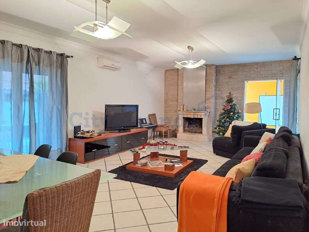 Moradia V4+1 em Roliça, em condomínio Domicillium Villas-11