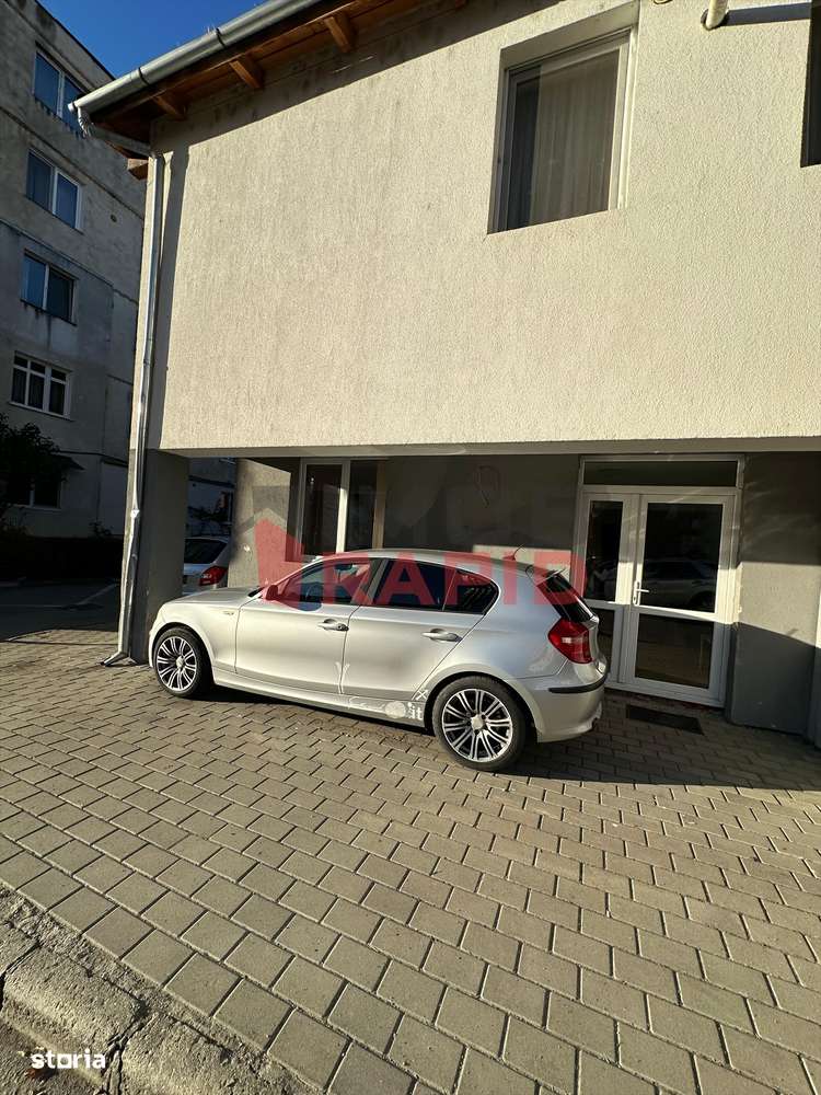 Spatiu Comercial, 49mp, Zona Sensul Vechi-4