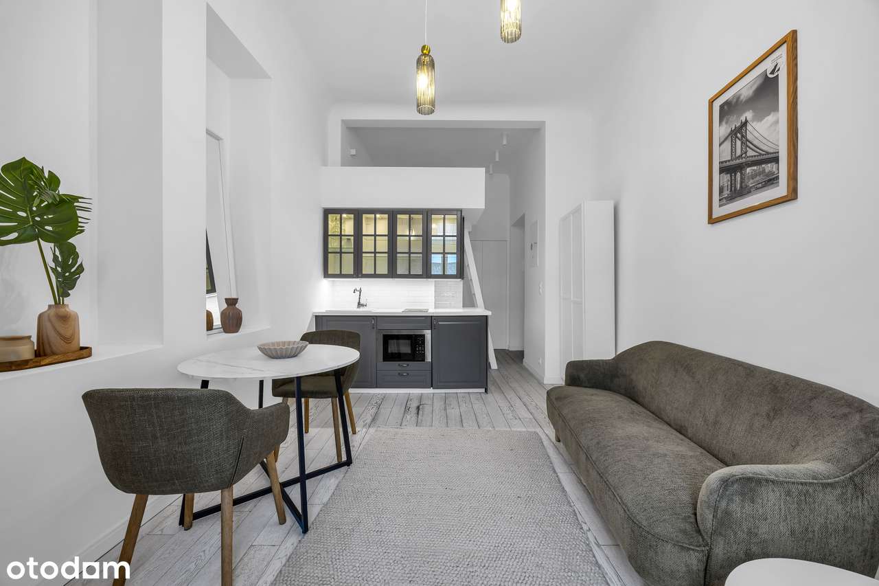 Kawalerka z antresolą przy Hali Koszyki-4