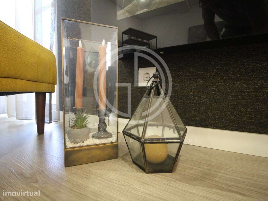 Belíssimo apartamento T2 para venda em Ferreiras - Grande imagem: 4/37