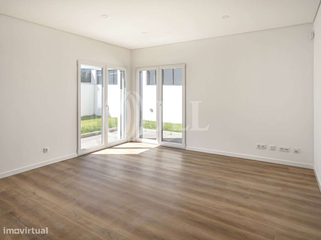 Moradia T3 com jardim em São Domingos de Rana, Cascais - Grande imagem: 5/27