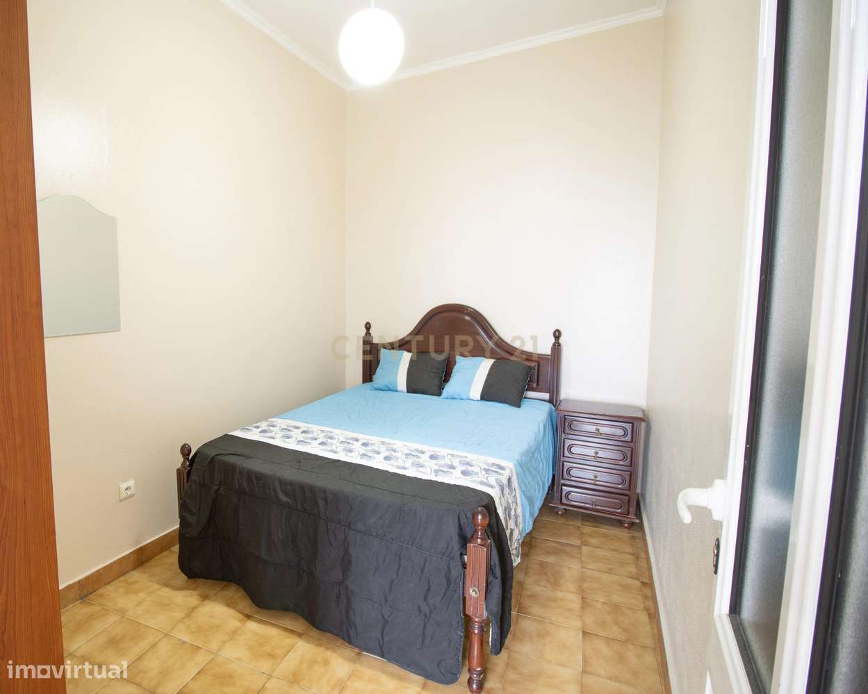 Moradia Térrea com Terraço e Vista Montanha na Madeira-9