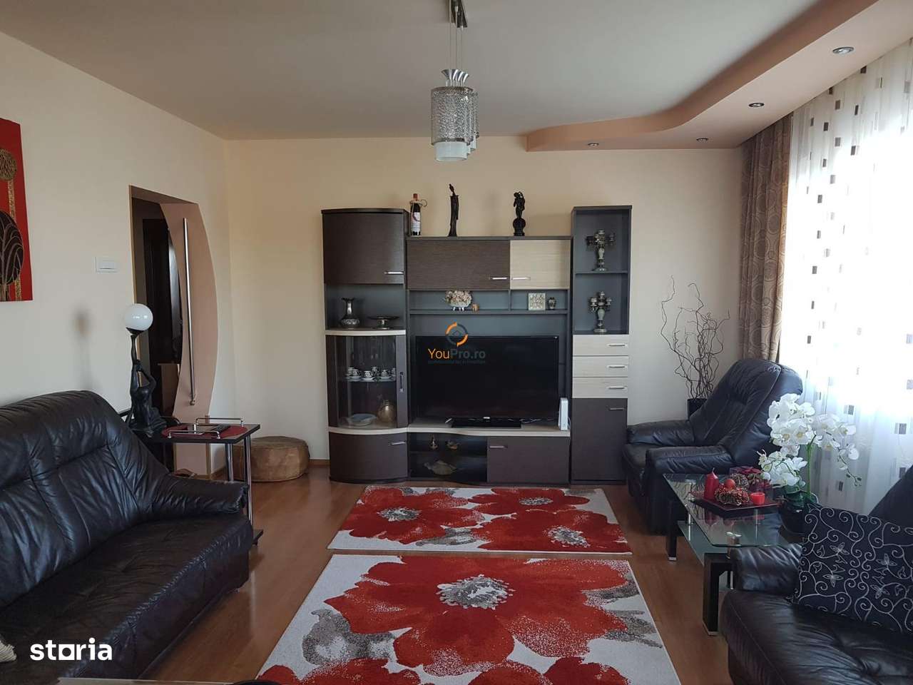 Punctele Cardinale Decomandat 3 camere etaj 3 zona Tipografilor-4