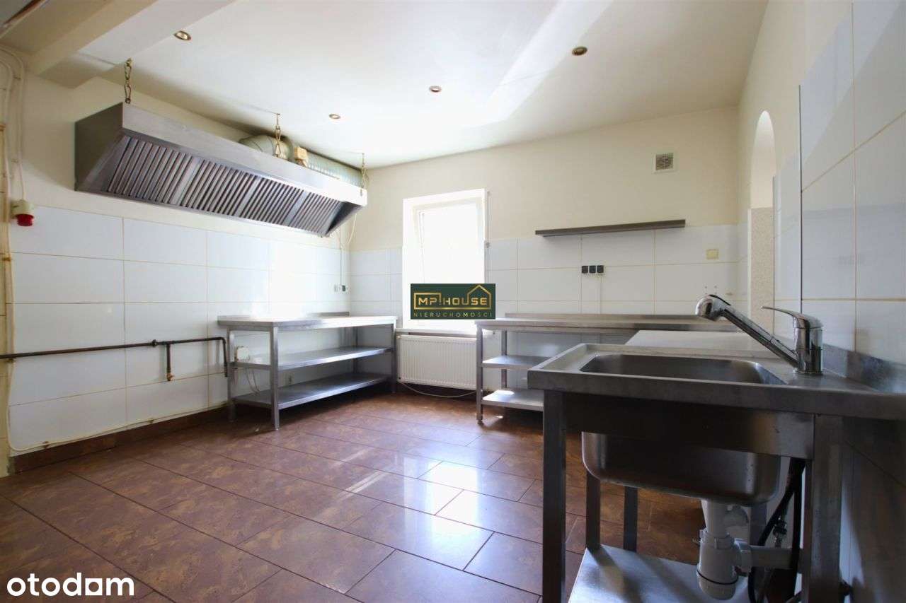 Duży lokal z piwnicą | 230 m² |-4