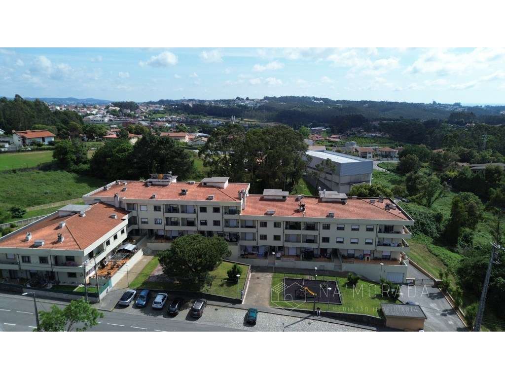 Apartamento T2 renovado, vendido totalmente mobilado e equipado em ...-32