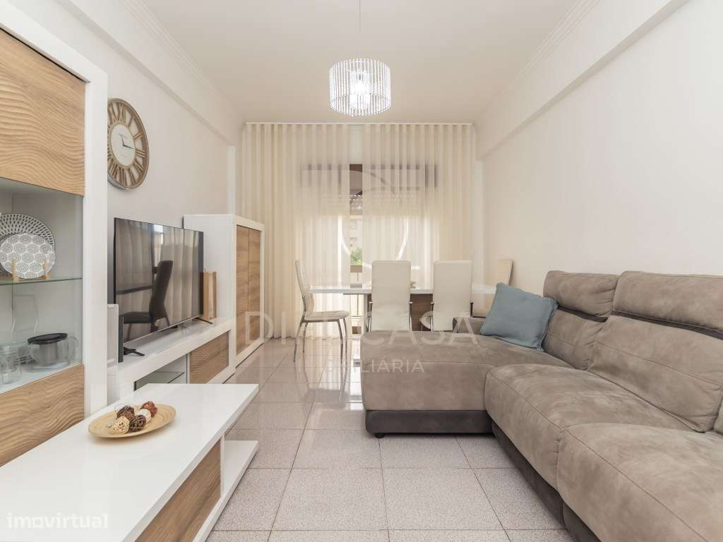 R260_Apartamento T3 Central no Feijó-9