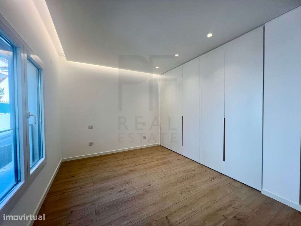 T3 em Suites - 1º Andar com elevador - PAREDE-6