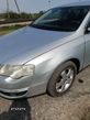 Volkswagen Passat - 6