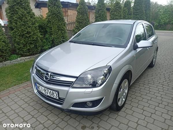 Opel Astra 1.6 Edition - 1