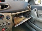 Renault Clio 1.2 16V 75 Collection - 6