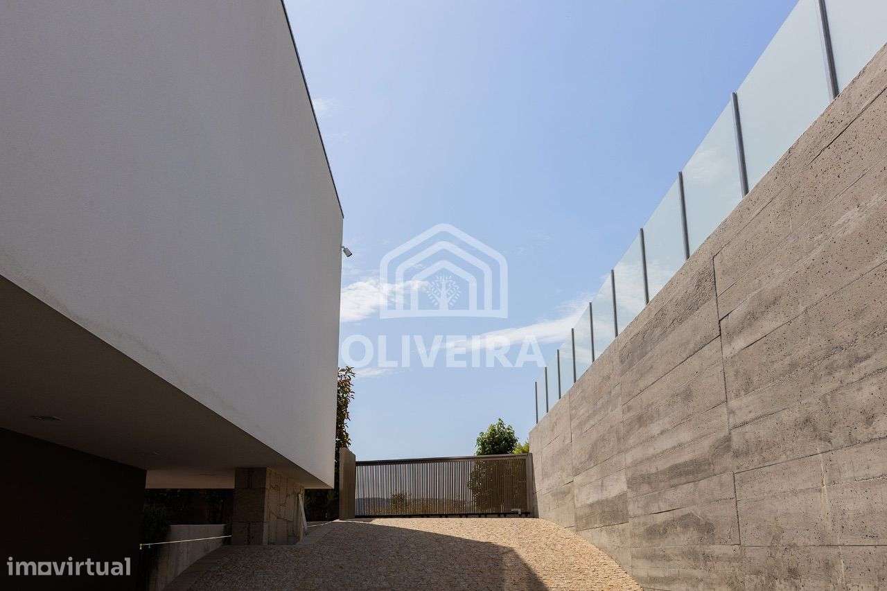 Moradia Térrea de Luxo em Barcelos-48