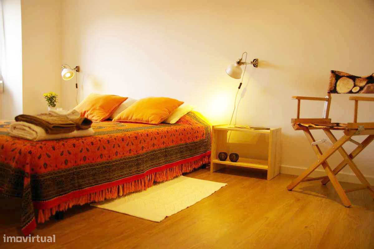 Para Venda T3 (4Assoalhadas) Localizado na Estrela - Lisboa-15
