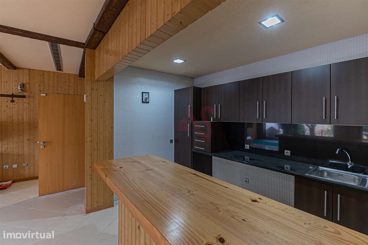 Moradia em Banda T3 em Mesão Frio – Zona Premium de Guimarães-24