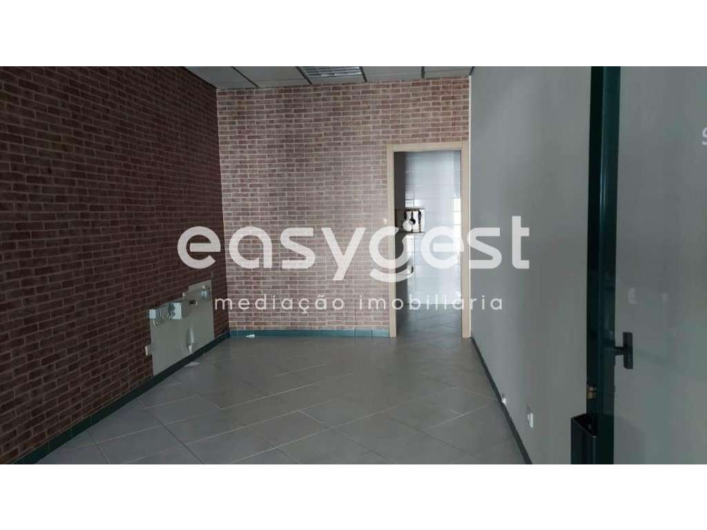 Loja, Cafetaria no Centro Comercial São Francisco, Leiria - Grande imagem: 2/18