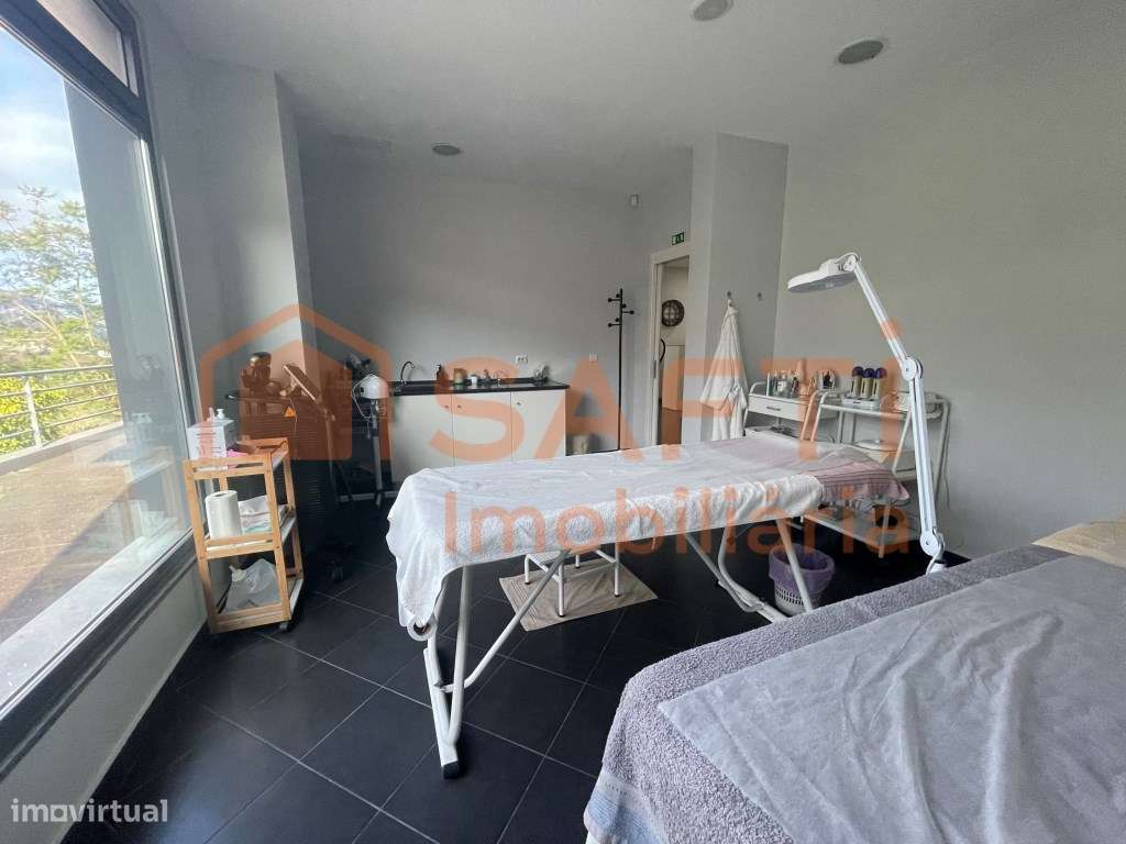 Vende-se loja comercial - São Martinho, Funchal - Grande imagem: 4/17