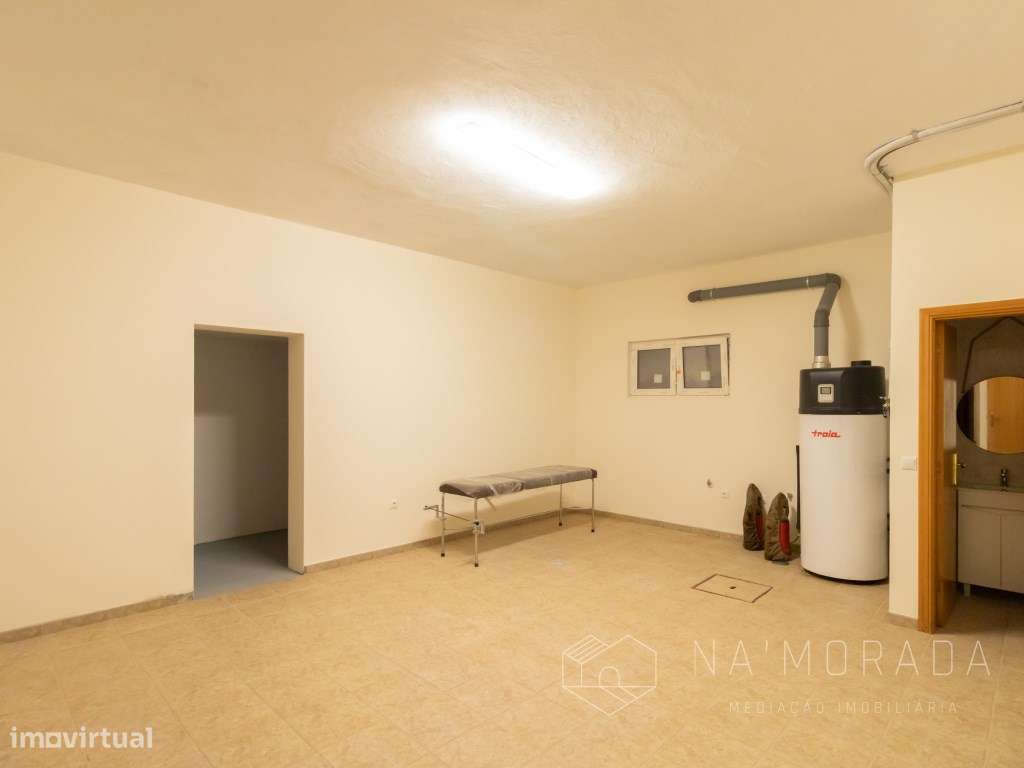 MORADIA UNIFAMILIAR T3+1 COM JARDIM EM CANEDO-30