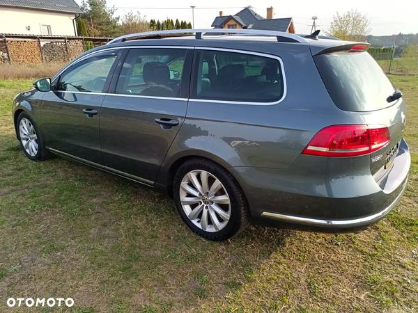 Volkswagen Passat 2.0 TDI DPF Highline - 3