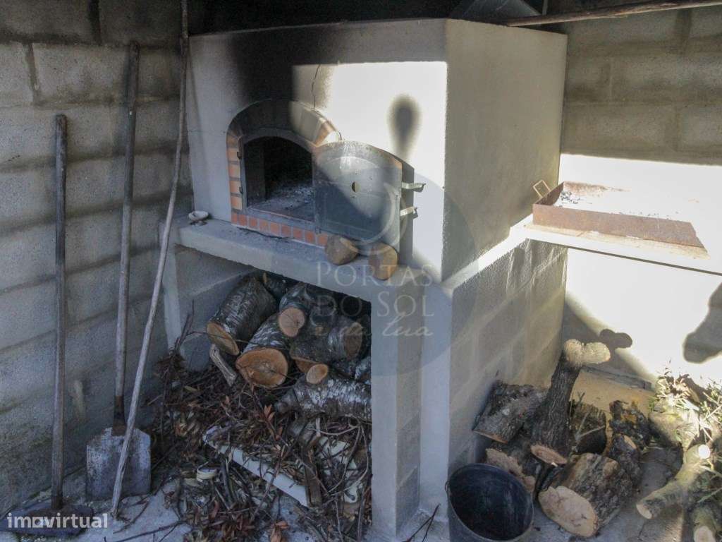 Moradia V3 c garagem em 1.040 m2 a 1 hora de Lisboa-28