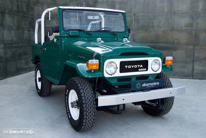 Toyota BJ 40 - 1