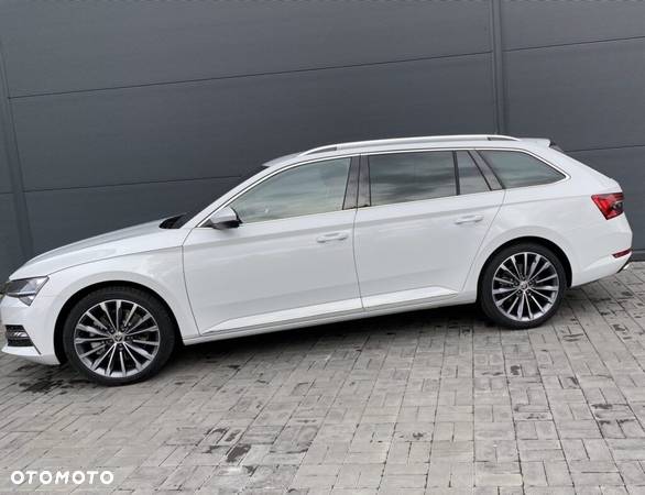 Skoda Superb 2.0 TSI 4x4 L&K DSG - 9