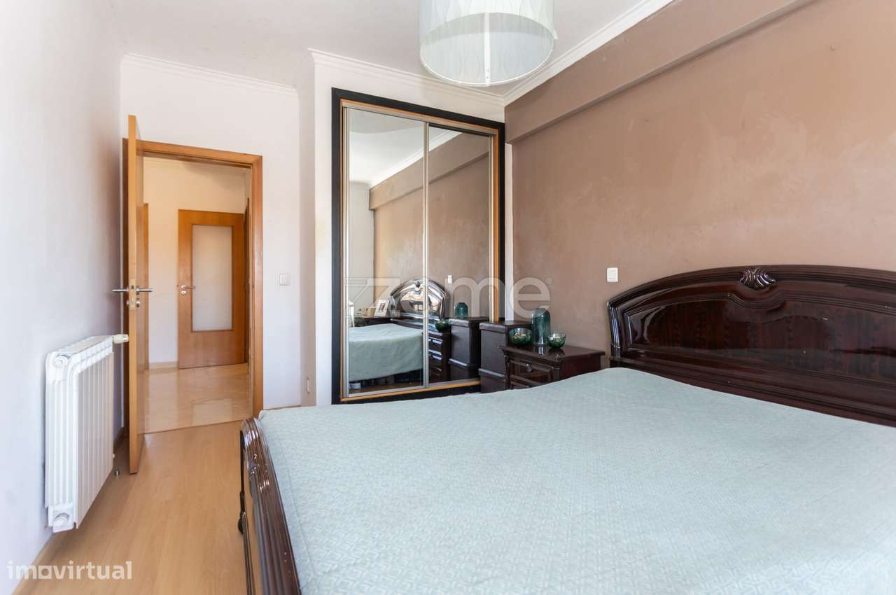 Apartamento T3, com Garagem, 114m2, no Seixal - 322.500,00€-24