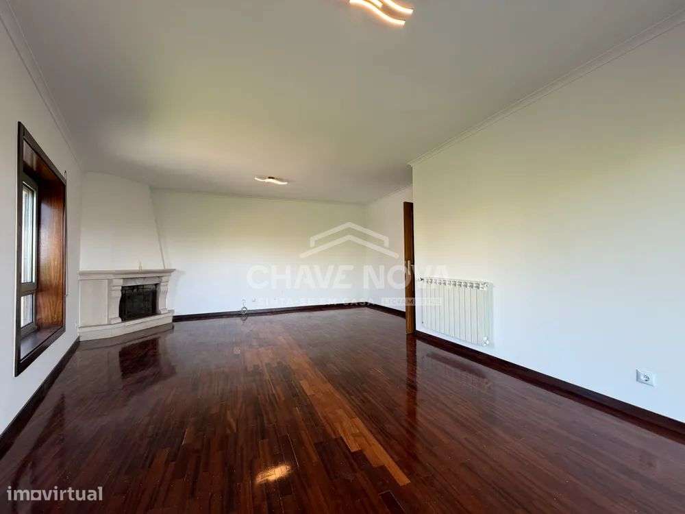 Apartamento T2 em Mafamude | Junto à Nova Linha do Metro Rubi-8