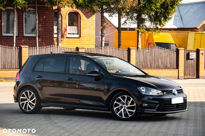 Volkswagen Golf 2.0 TDI SCR DSG R-Line - 4