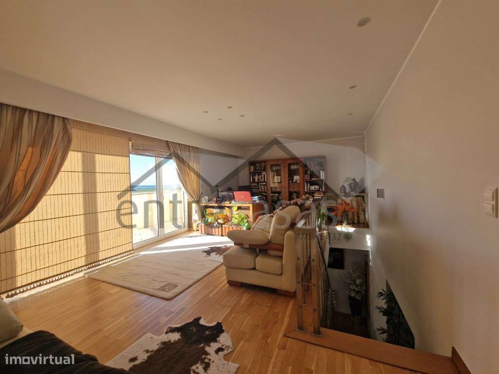 Moradia de Luxo Condomínio Fechado - Grande imagem: 4/23