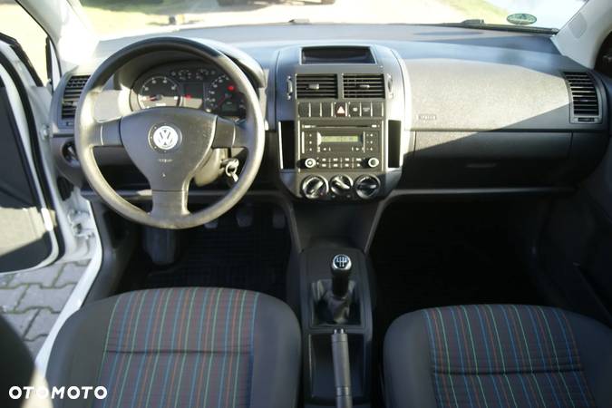 Volkswagen Polo - 6