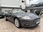 Jaguar XK 4.2 V8 Convertible - 37