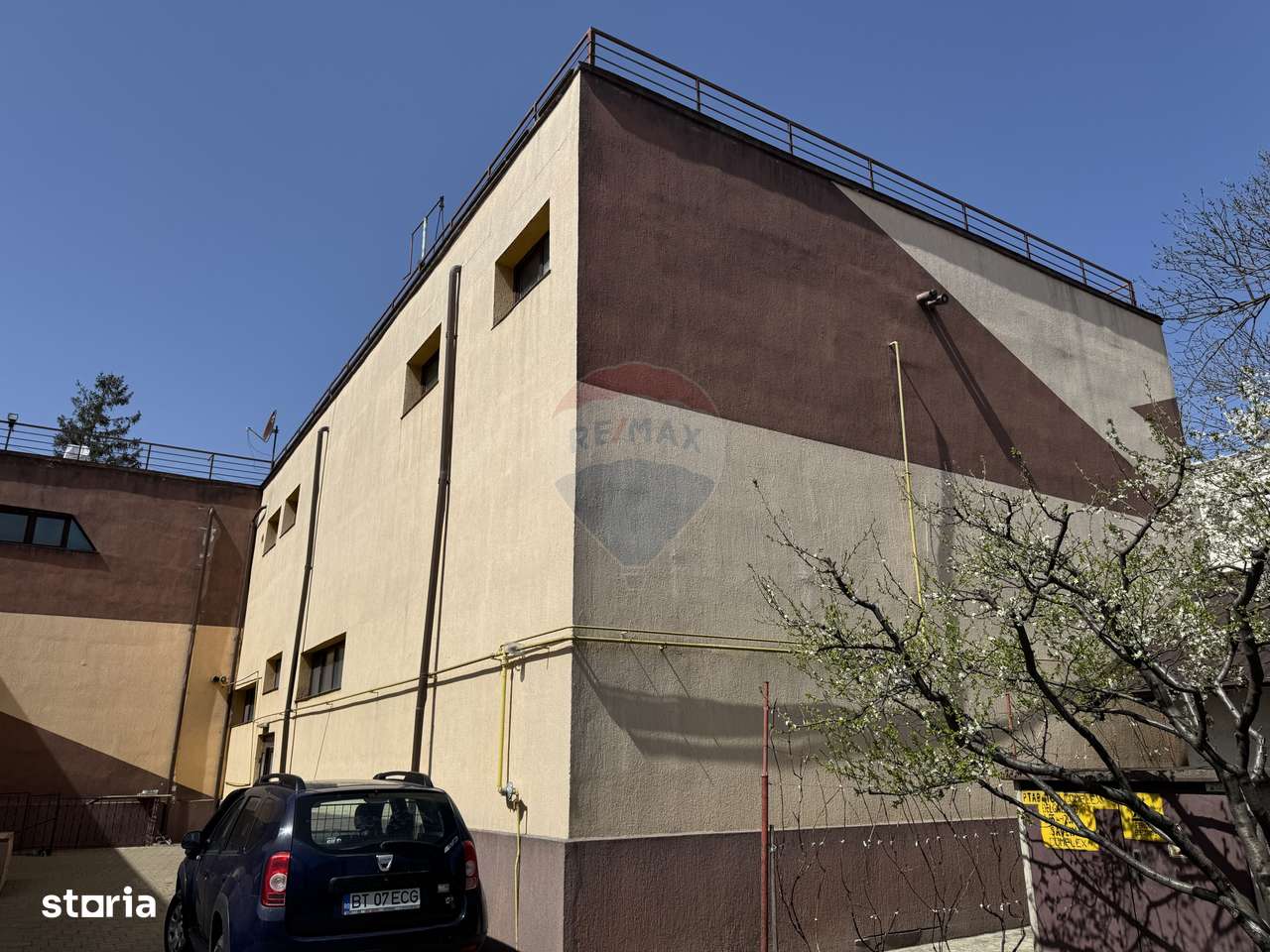 Spațiu comercial de 1,460mp în zona Central - Imagine principală: 5/18