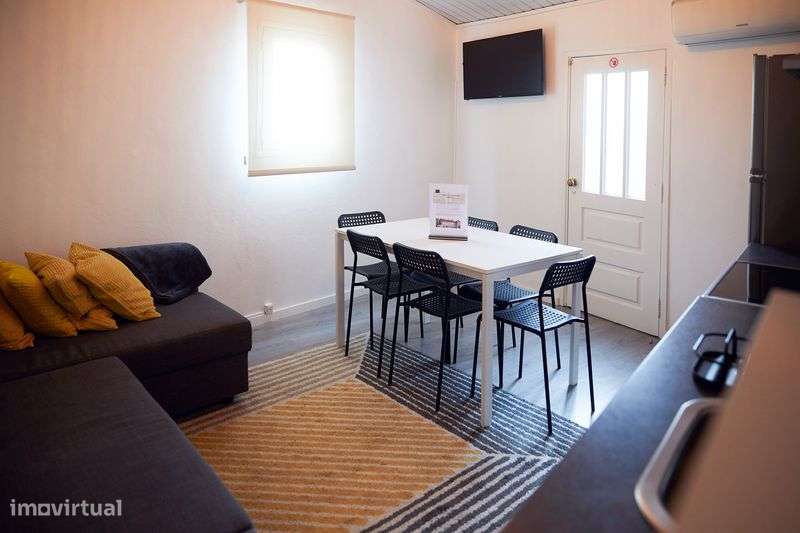 Trespasse predio com 3 apartametos a trabalhar como alojamento local - Grande imagem: 5/12