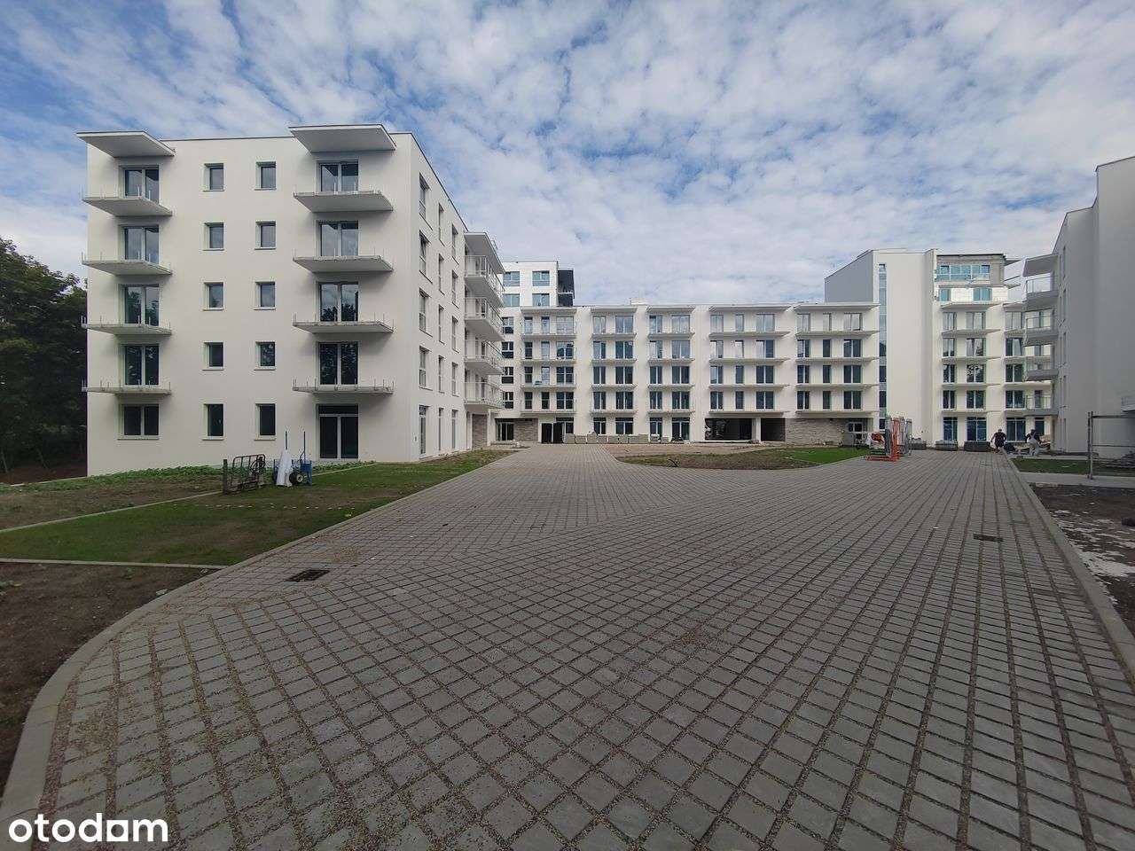 Kawalerka z widokiem-10