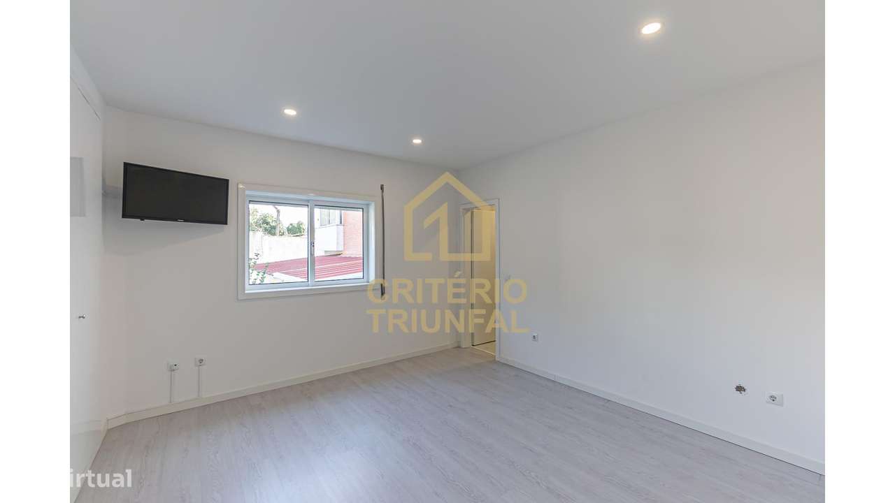 Apartamento T3 em Perozelo-14