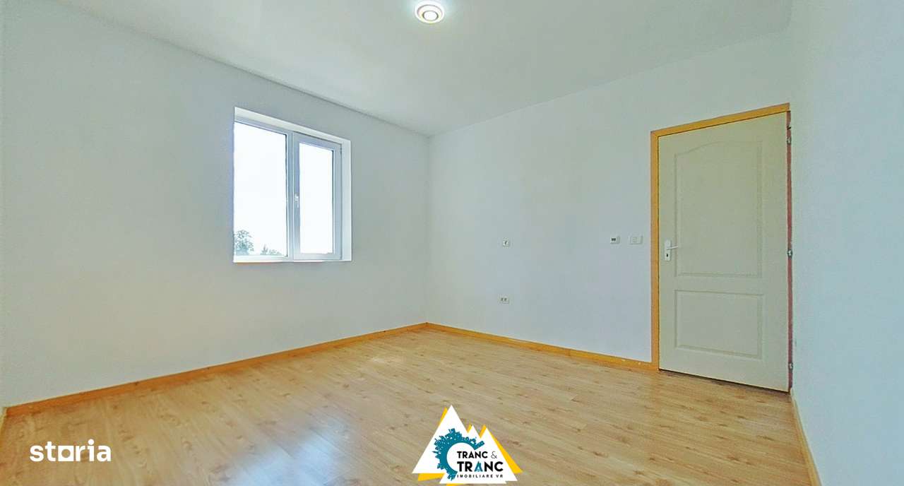 Casă nouă cu 6 camere de vânzare în Sânleani - Imagine principală: 2/12