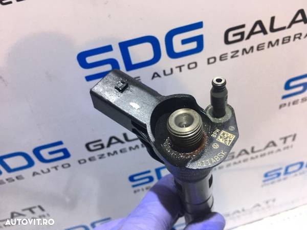 Injector Audi A3 8P 2.0TDI CBA 2003 - 2012 COD : 03L130277 / 03L 130 277 - 3