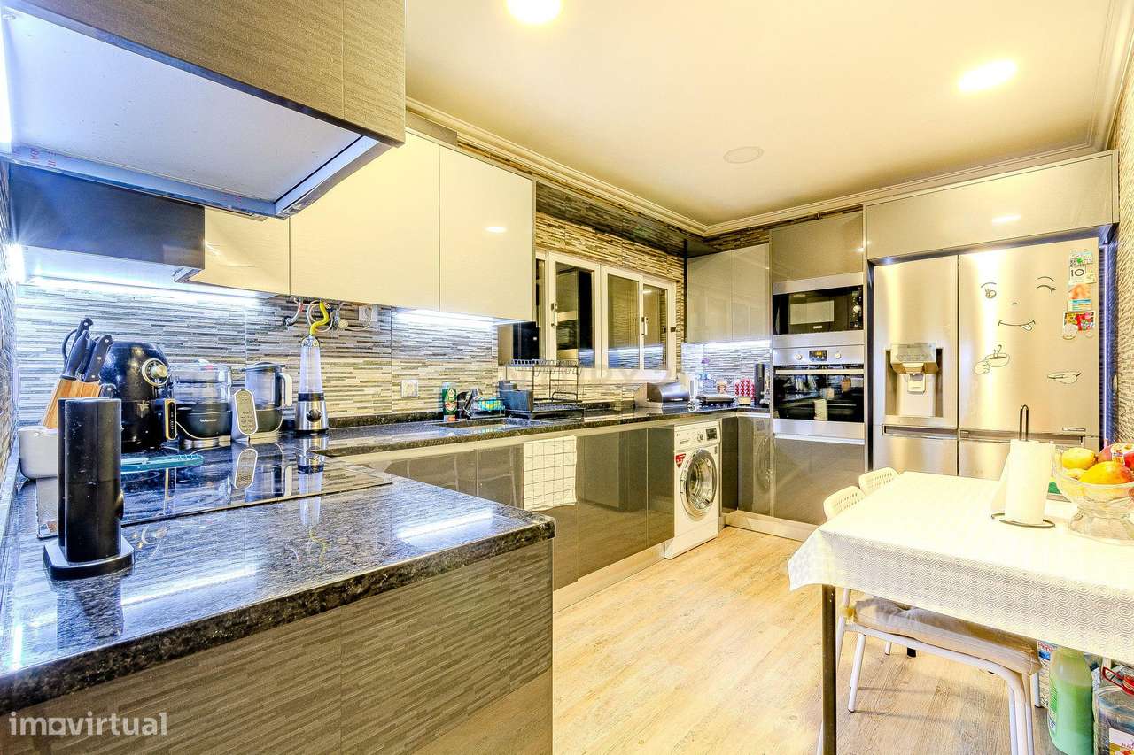 Apartamento T2 com 116 m² em Condomínio Privado no Centro de Albufeira-5