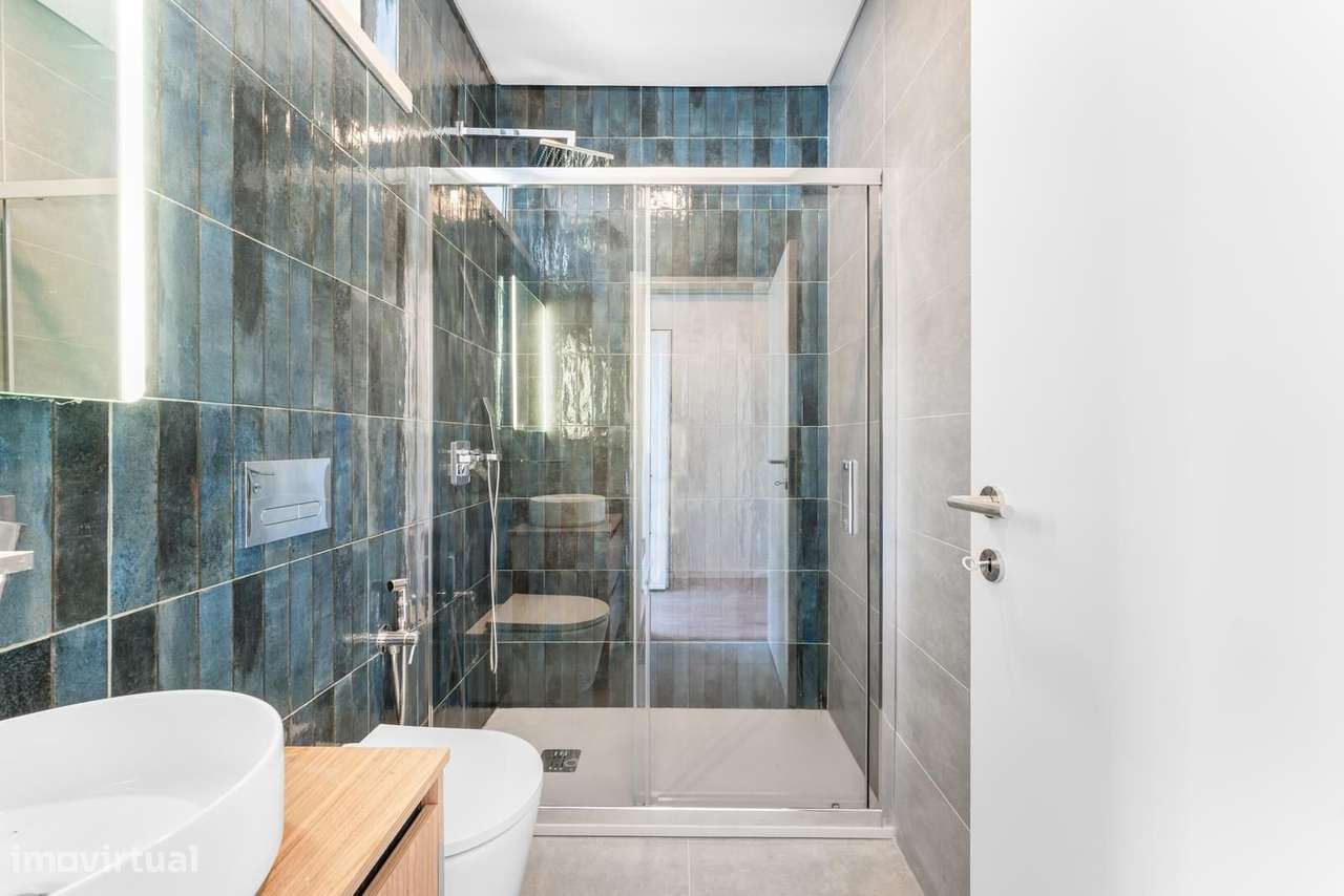 Prédio de Serviços com Projecto Completo aprovado, Centro... - Grande imagem: 3/55