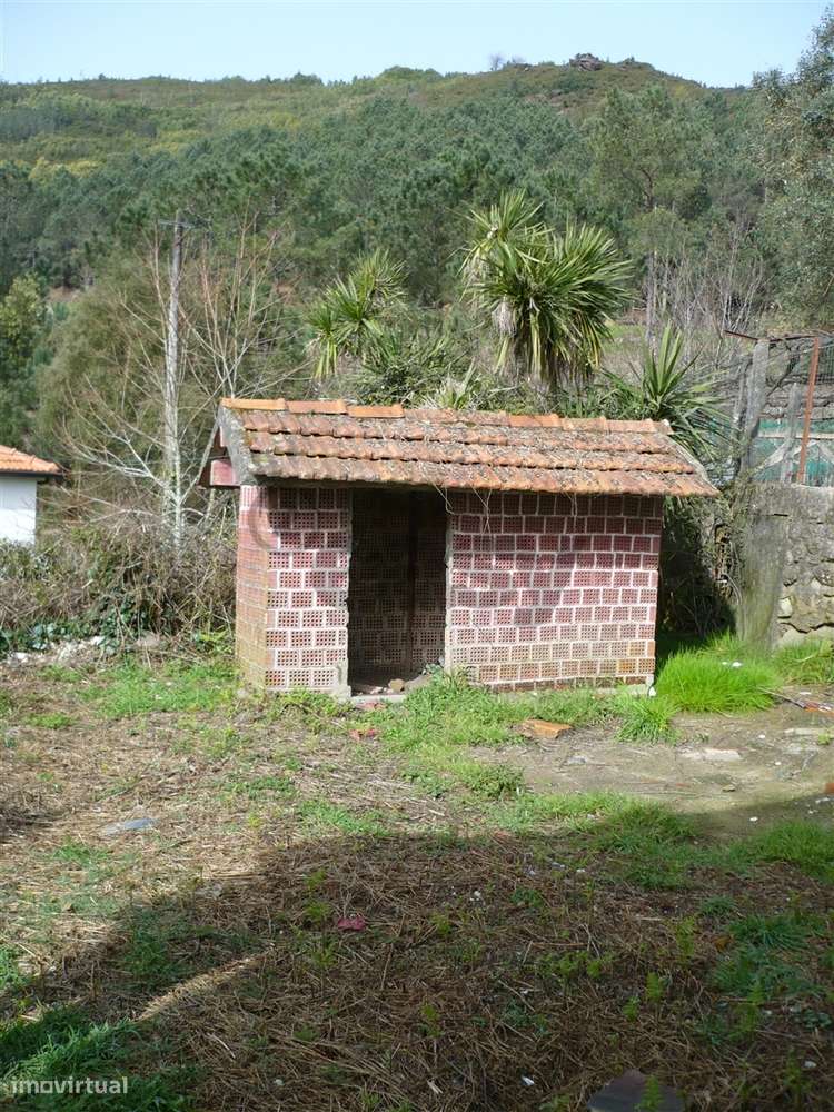 Moradia T2 em Covas com 500m² de Terreno | V.N. Cerveira-16