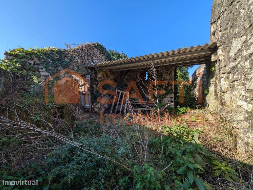 Moradia para restauro - Grande imagem: 3/6