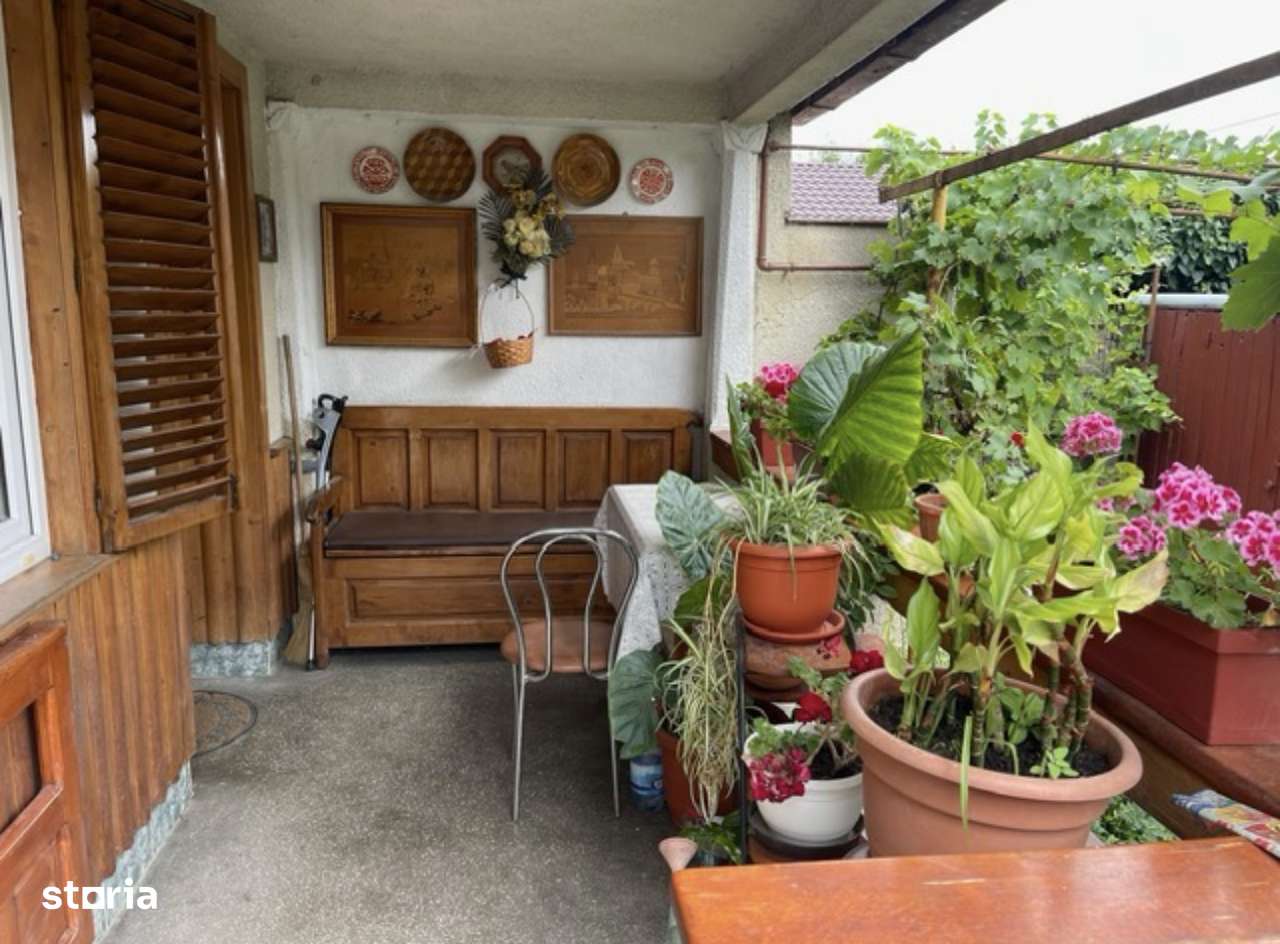 Casa 2 camere,teren 465 mp,Zona Closca - Imagine principală: 4/10