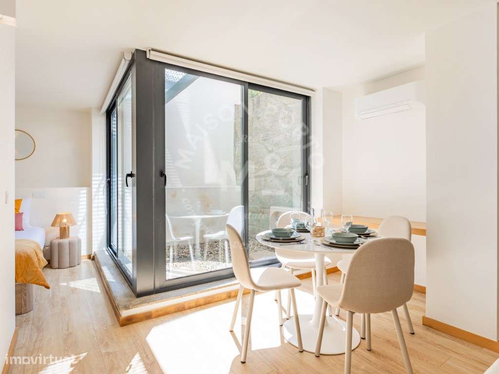 Apartamento T1 com Pátio Totalmente Equipado e Mobilado no Bonfim, ... - Grande imagem: 4/28